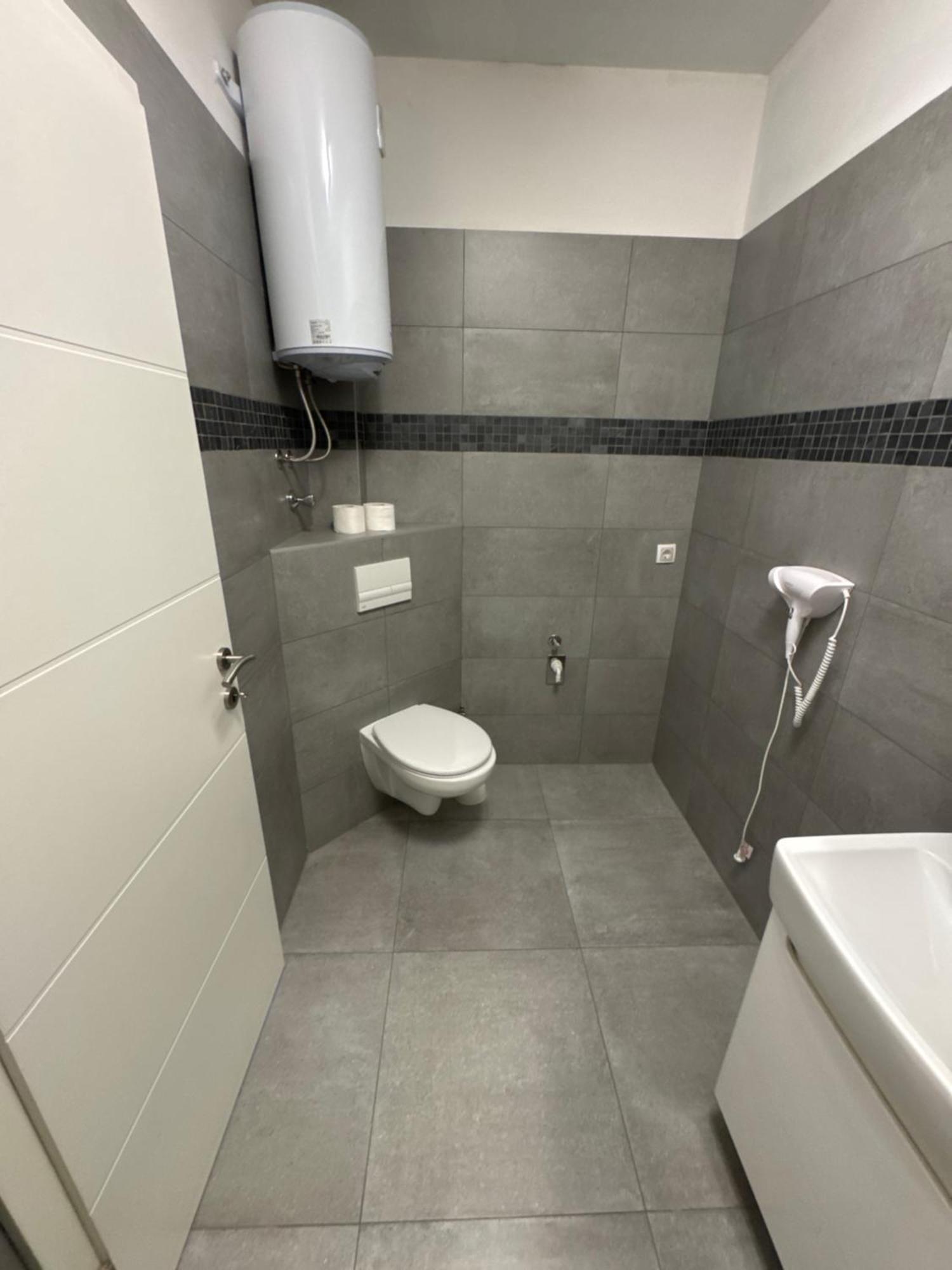 Xl Apartman เตสลิช ภายนอก รูปภาพ